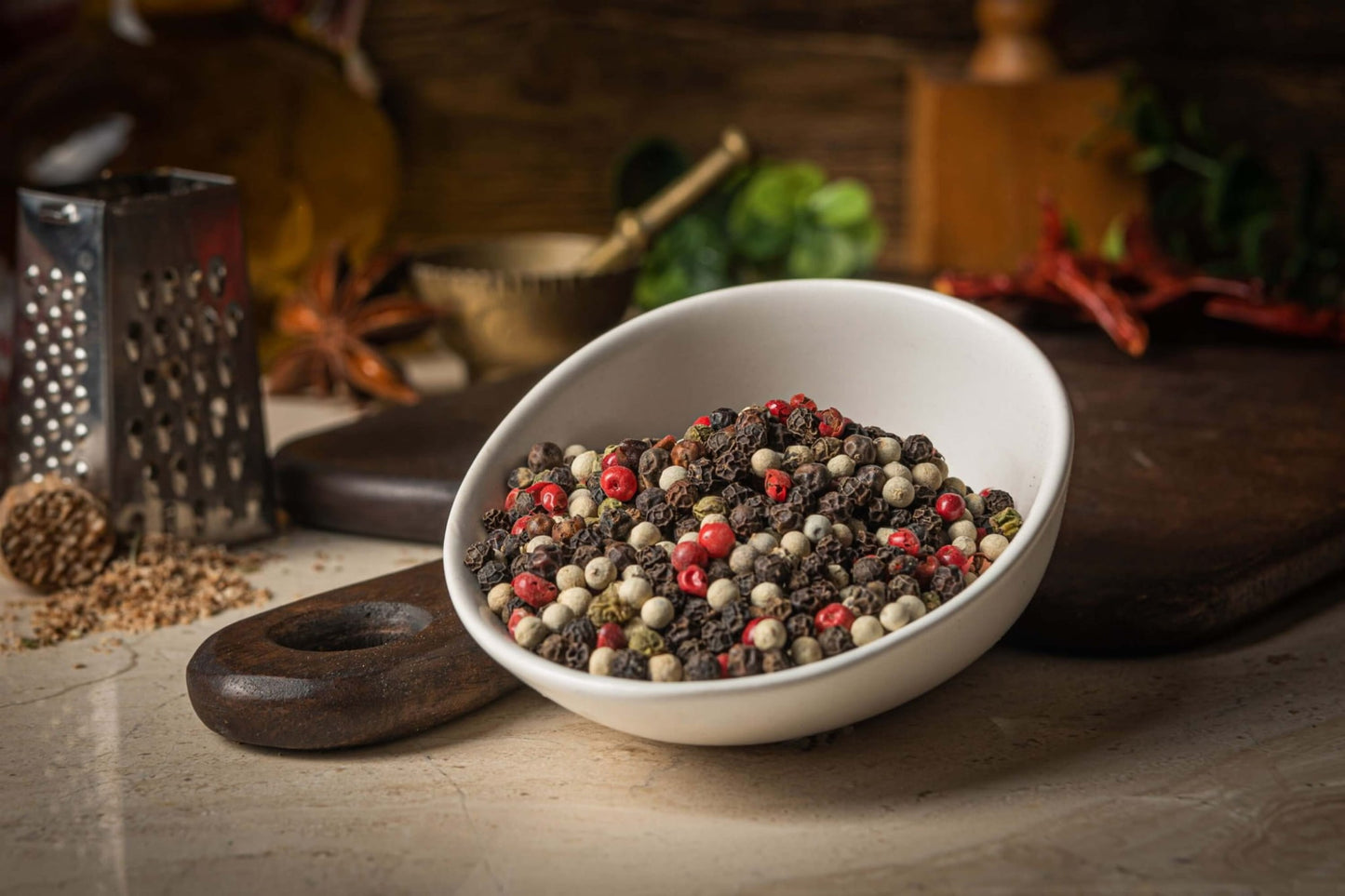 Pieprz kolorowy ziarno 100g